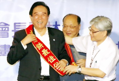 陳雲林走訪臺中胡志強熱情歡迎(圖)