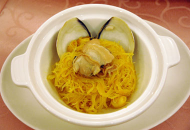 高雄金典古早味盛宴款待海協會長陳雲林(圖)