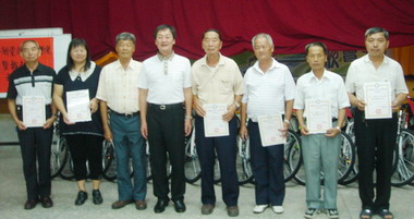 國民黨南投縣黨部秋節聯誼人潮強強滾(圖)