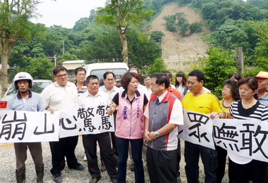 太平長龍路山區坍方迄未修護民眾反彈(圖)