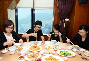 高雄金典酒店祭多重優惠買一送一(圖)