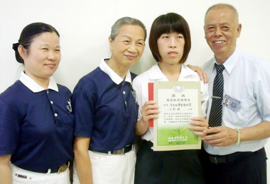 慈濟辦新芽獎學金頒獎典禮(圖)