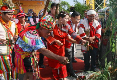 台中原住民舉行歲時祭活動(圖)