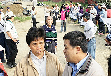 湖內區替代農路以箱涵加蓋使用(圖)