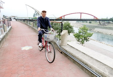 醫師判活不過5年陳景恆自我調養過18年(圖)