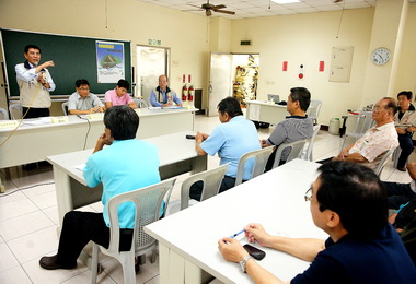 東港大橋防汛道路強化設置抽水機制(圖)