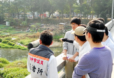 國光橋上下游不同景觀議員：加速整治(圖)