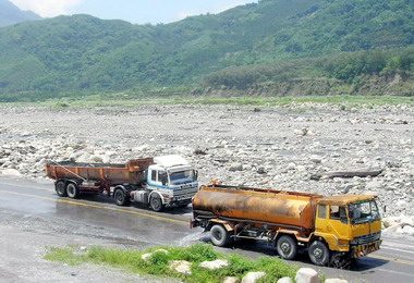濁水溪產業運輸路段102年3月完成整修(圖)