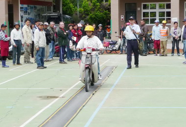台中跨年前最後一場假日機車考照(圖)