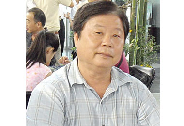 李朝卿妻舅簡瑞祺涉白手套收回扣 收押禁見(圖)