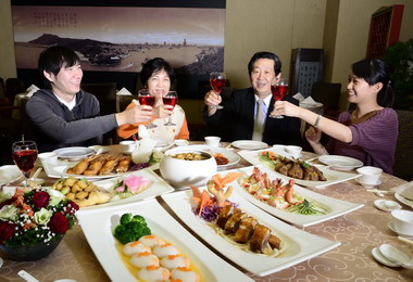 高雄金典五星級圍爐年菜澎派料理(圖)