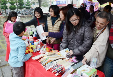 彰化辦國家清潔週誓師暨掃街活動(圖)
