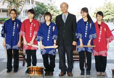 修平科大新春團拜期勉再創高峰(圖)