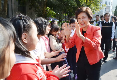 馬以南與成城國小師生分享南螞蟻計畫(圖)