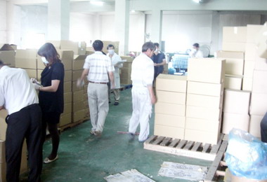 雲林查獲加工偽農藥之地下工廠(圖)