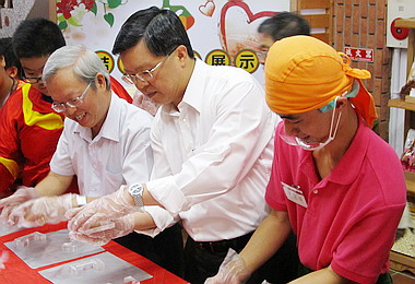 高市第12家庇護工場成立(圖)