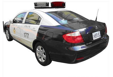 交通隊科技執法虛擬警車上路(圖)