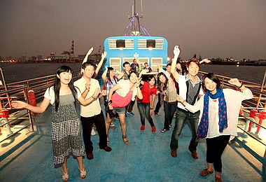 高雄輪船觀光遊輪推遊港優惠(圖)