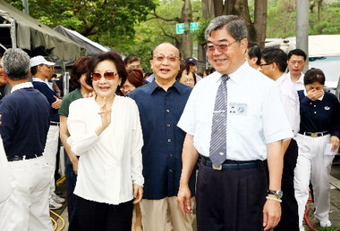 慈濟47周年慶市長胡志強偕夫人出席(圖)