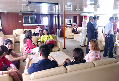 臺灣港務邀婚紗、旅遊業搭貴賓船(圖)