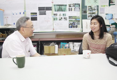 美國史丹福大學生到亞大做水稻基因體研究(圖)