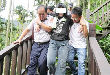 登山客頭部受傷斗南警民合作及時搶救(圖)