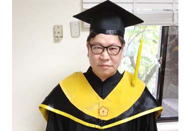 大里農會顏志宏獲台大農經系碩士榮銜(圖)