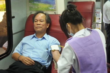 中油百萬CC熱情公益捐血活動起跑(圖)