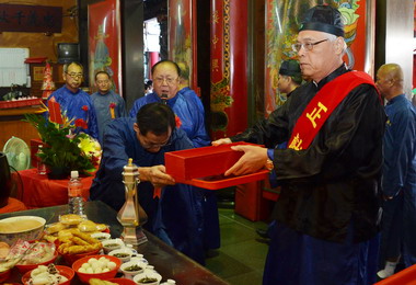 惠德宮辦紀念武聖關公1854週年誕辰釋奠(圖)