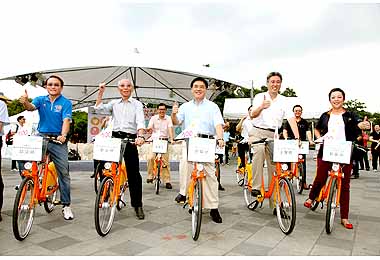 郝龍斌：小小黃改變市民生活和交通型態(圖)