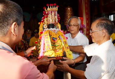 南投市慈善宮舉行媽祖法船南巡起駕典禮(圖)