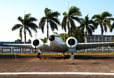 高雄新豐祥參觀岡山空軍軍史館(圖)