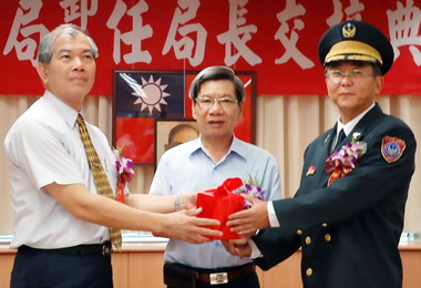 雲林消防局新卸任局長佈達交接(圖)