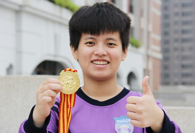 葳高女陳宜佳奪世界盃跆拳道金牌(圖)