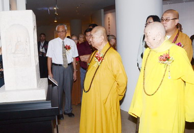 代縣長陳志清出席中台萬法歸宗特展開幕(圖)