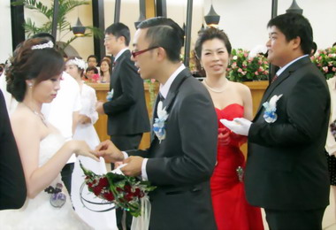 屏東集團結婚大鵬灣國家風景區熱鬧舉辦(圖)
