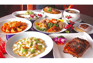 高雄福華圍爐＆年菜豐富盛宴(圖)