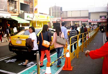 鼓山輪渡站前人行動線交通大變身(圖)