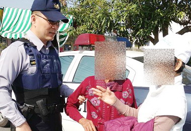 失智老人走失流落街頭熱心警助返家(圖)