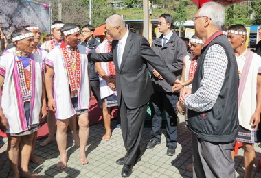 南投花卉嘉年華開鑼吳敦義蒞臨參訪(圖)