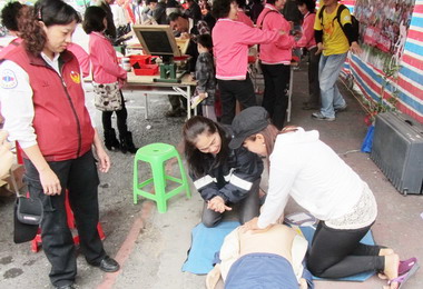 水里分隊辦消防節擴大防火宣導活動(圖)