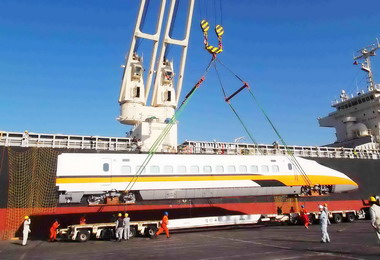 台灣高鐵第33組列車25日運抵台灣(圖)