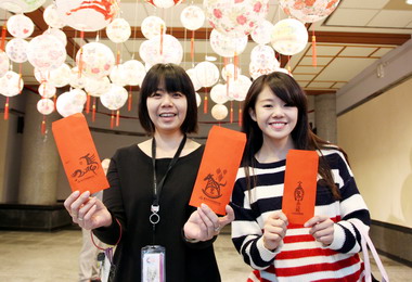 港區藝術中心馬年紀念章開印(圖)