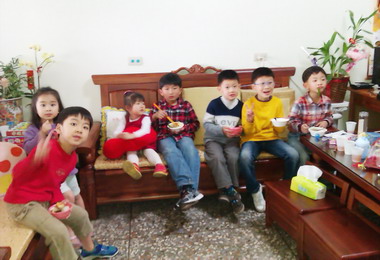 現代家庭出現5男2女現象兩性結構已失衡(圖)