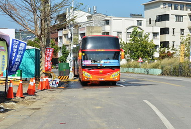 台灣燈會賞燈人數＝膨風水雞刣無肉？(圖)