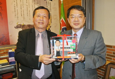 紫南宮主委莊秋安積極社會公益(圖)