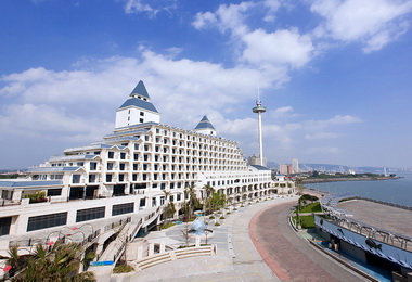 福容飯店圓滿謝師宴中西美食展敬意(圖)