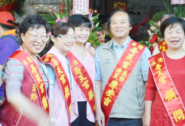 清水媽舉行進香活動(圖)