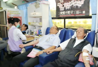 中油煉製事業部辦百萬CC熱情公益捐血(圖)