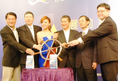 2014台灣國際遊艇展炫麗登場(圖)